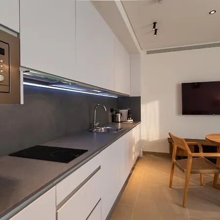 Hamus Aparthotel *